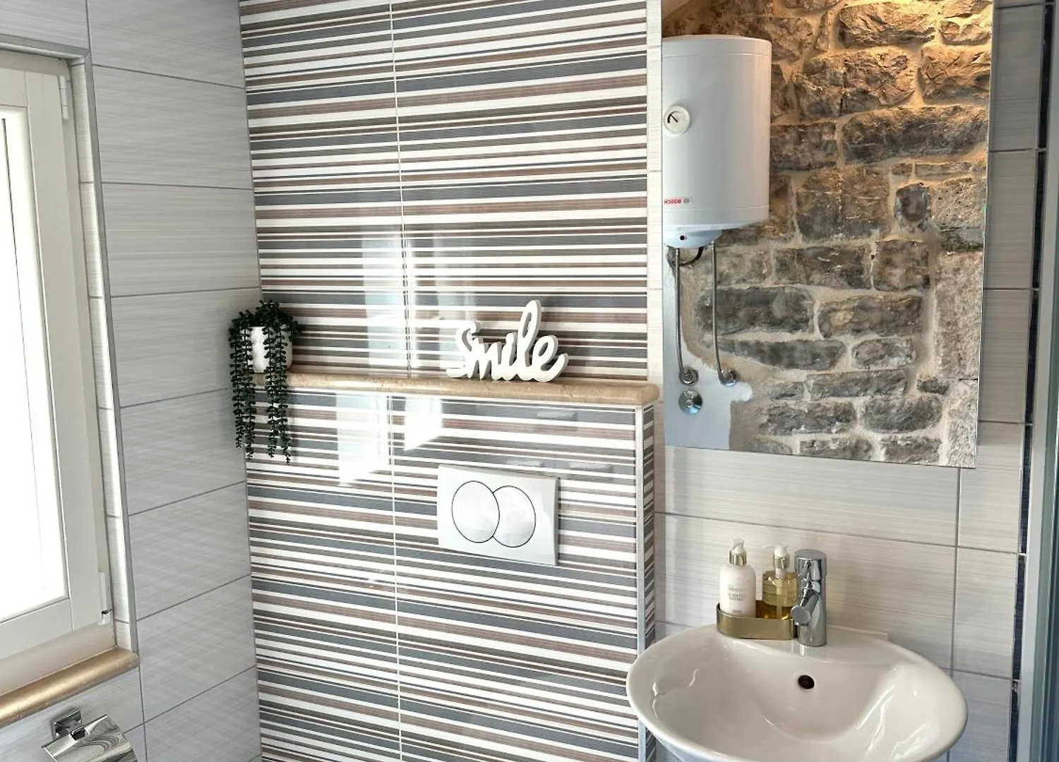 Diocletian Wine Studio Apartment II Split